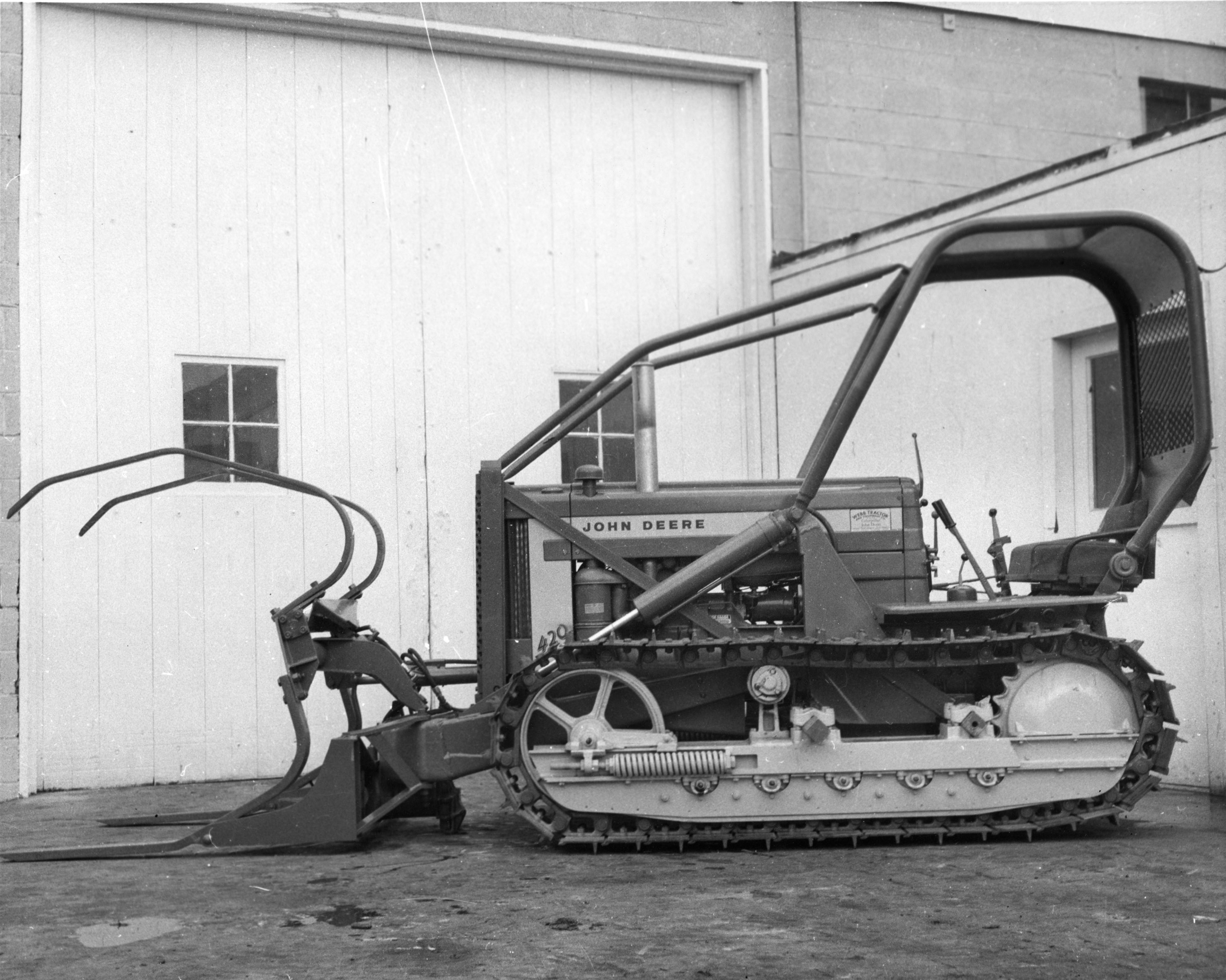 Special Equipment Lindeman Archives