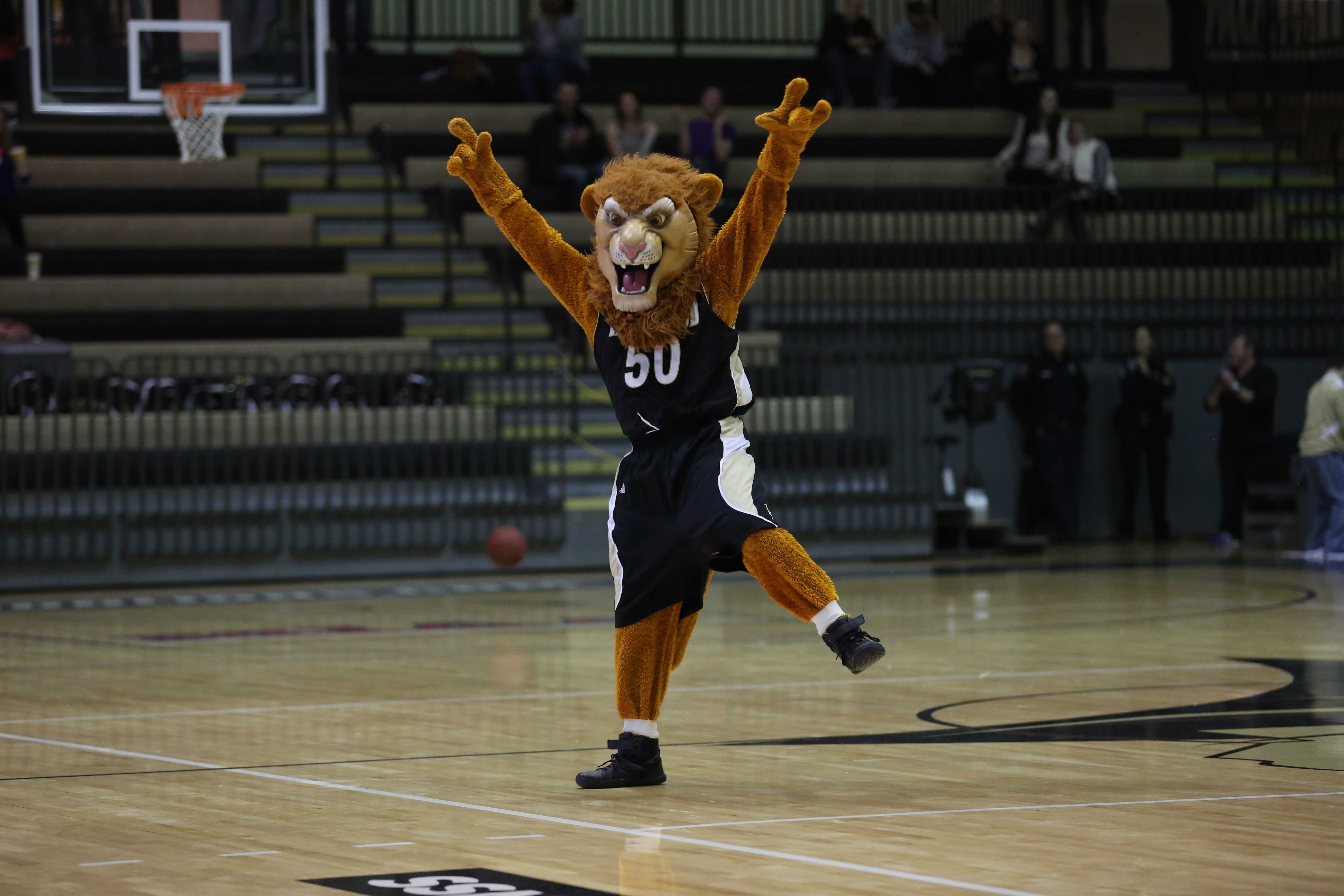 Lindenwood men's basketball breaks school's record with six straight wins