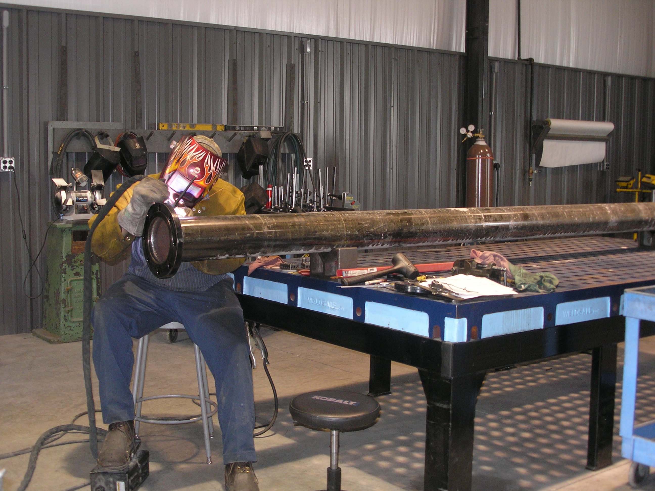 Welding and Fabrication Lindsay Machine Works Inc. Precision Machining in Kansas City 5