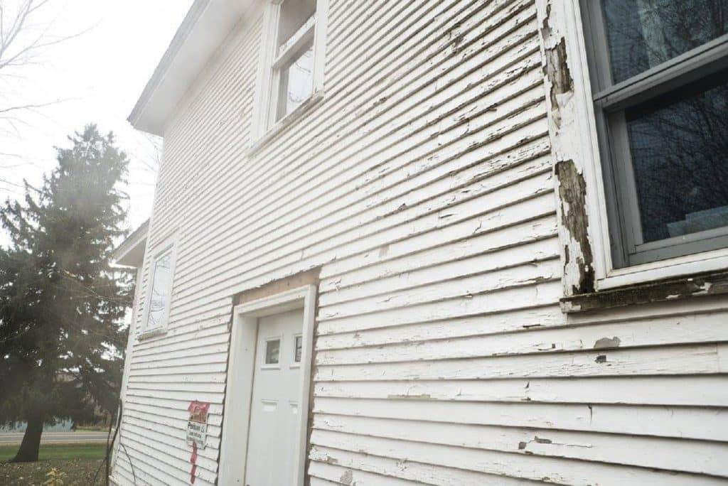 Siding Replacement: When Is the Best Time to Do It?