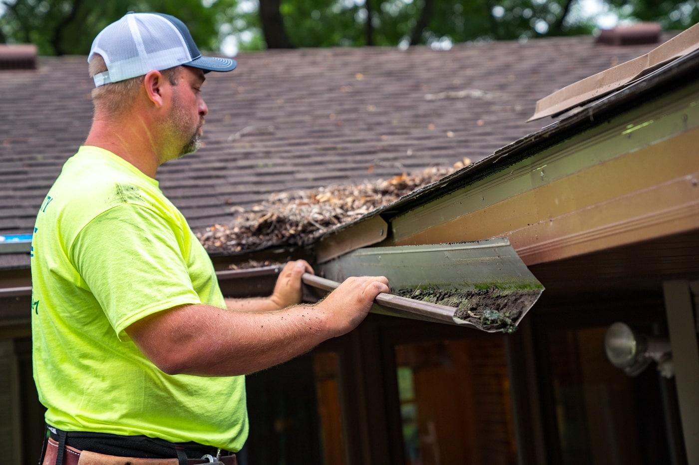 Do My Gutters Need Replacing? Lindus Construction