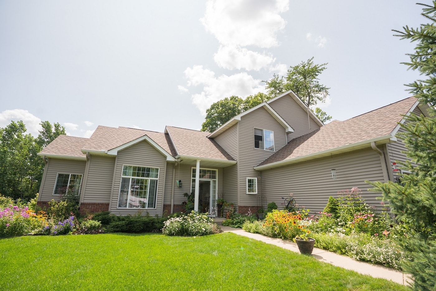 Earl & Cindy’s MN Siding Installation Project