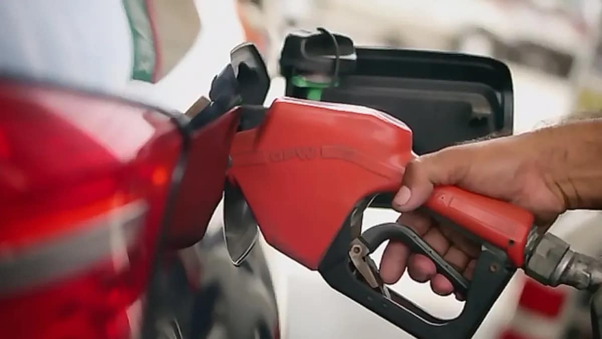 ¿Vas a cargar gasolina? Checa aquí cómo estará el precio de los