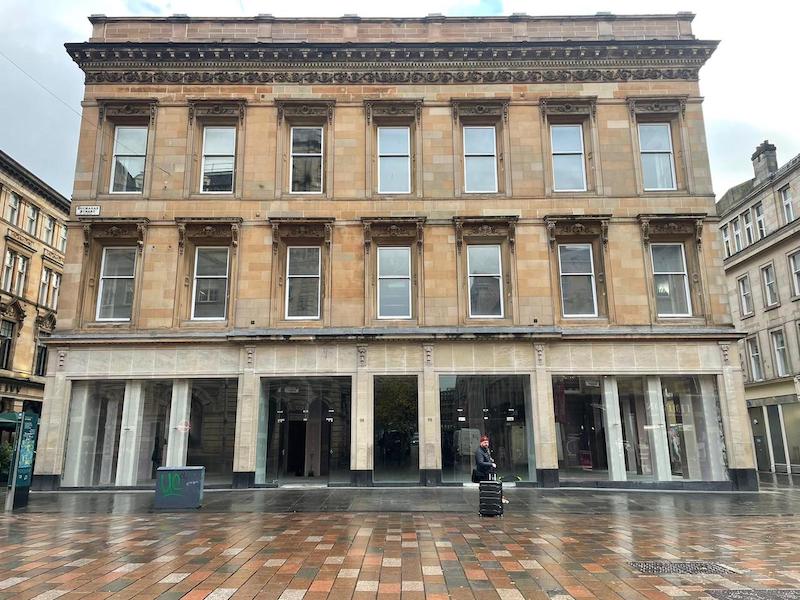 92100 Buchanan Street Linear