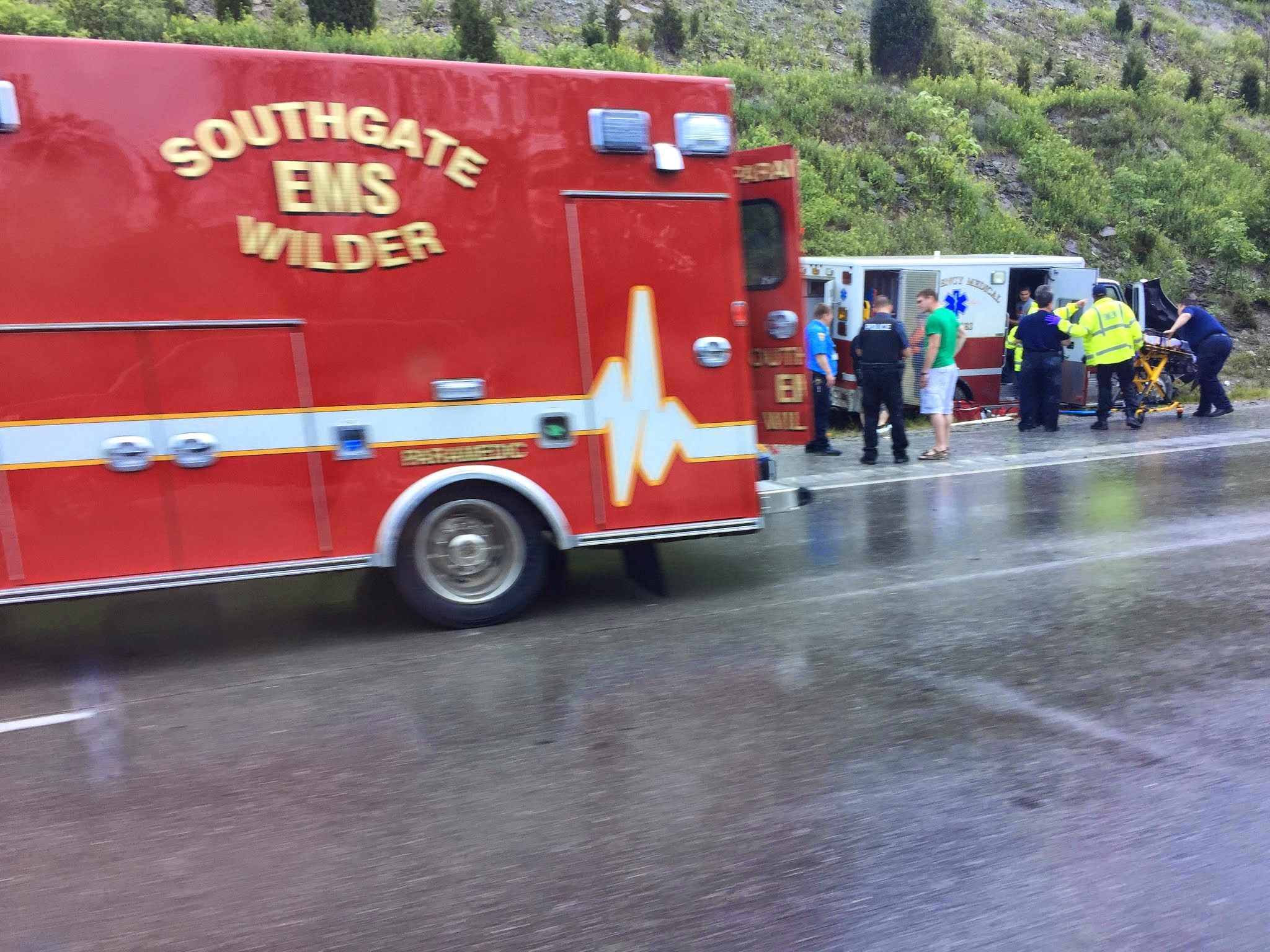 Alexandria Ambulance Transporting Patient Crashed on 471 LINK nky