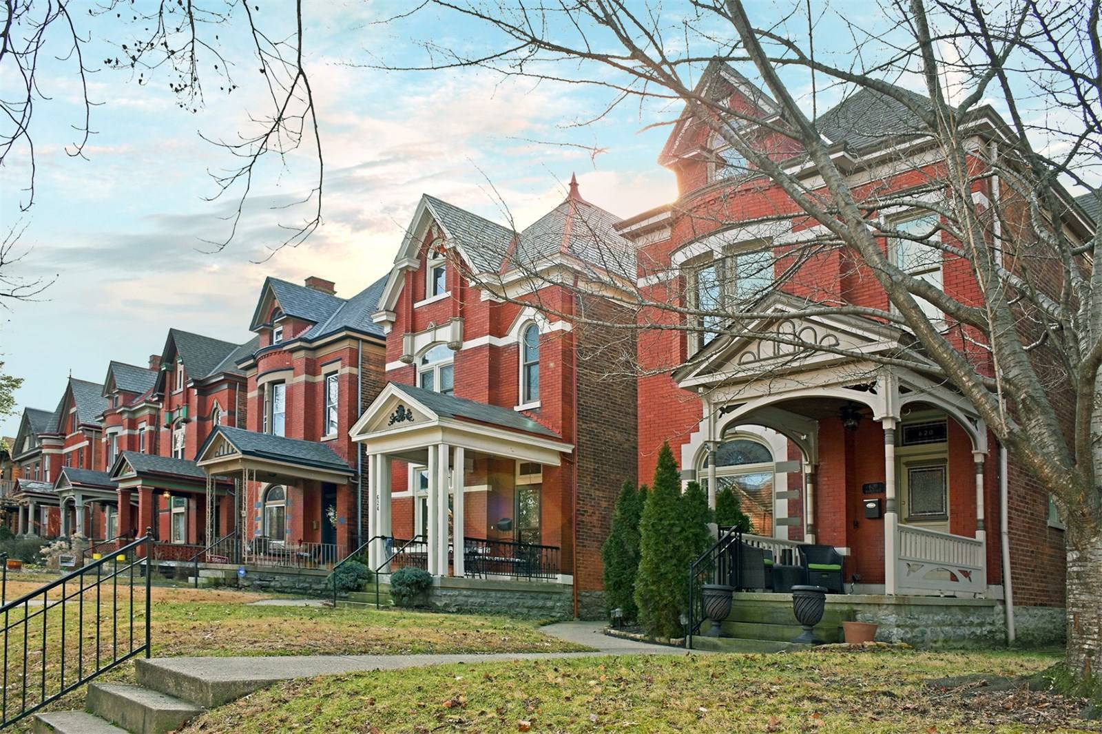 East Row Historic District highlights Victorian architecture, modern