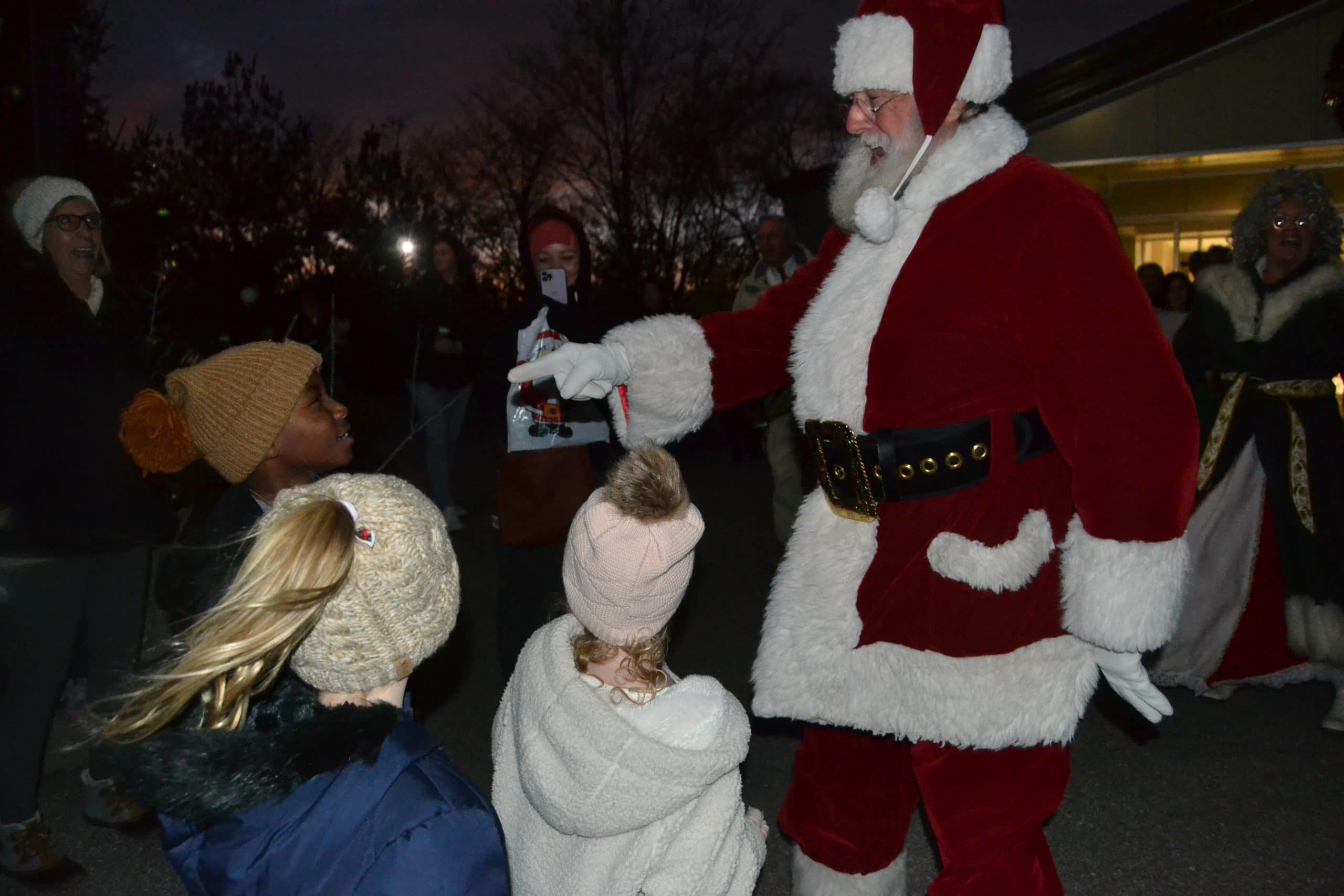 Photos Edgewood Christmas Tree Lighting LINK nky
