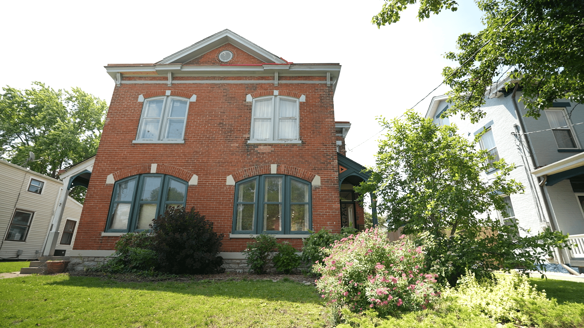 Half of this beforeandafter Ludlow home is finished; check out the