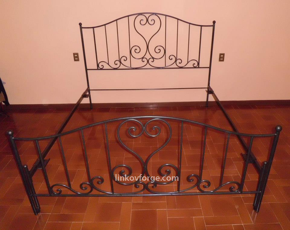 Wrought iron beds Blacksmith Linkov
