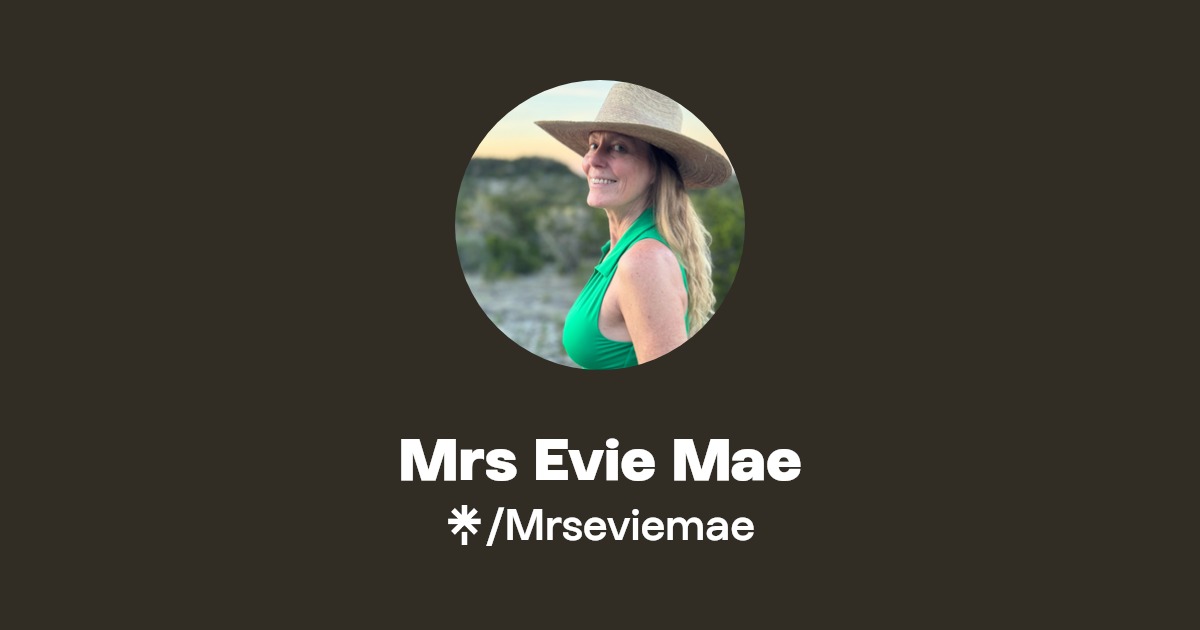 Mrs Evie Mae | Instagram | Linktree