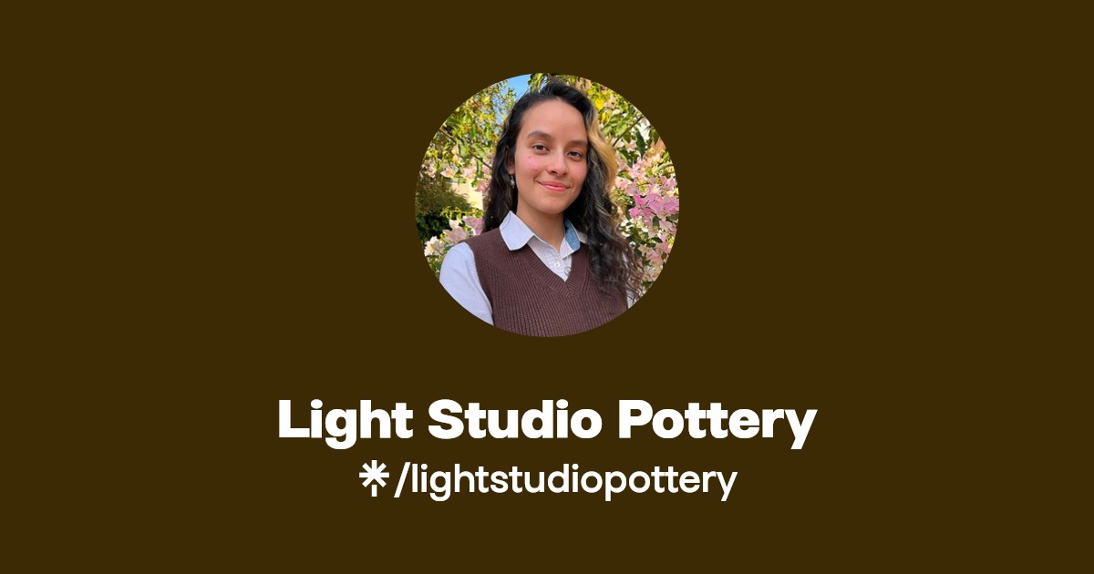 Light Studio Pottery Instagram, TikTok Linktree