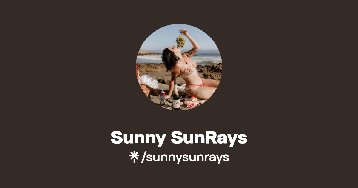 Sunny SunRays | Twitter, Instagram, TikTok, Twitch | Linktree