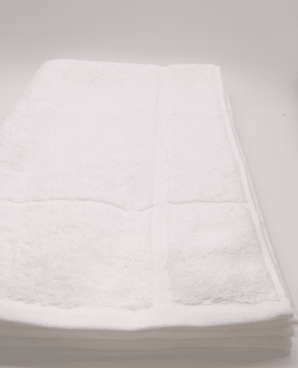 White Bath Mat · Snag Free ® 660gsm Linon Hospitality Supplier