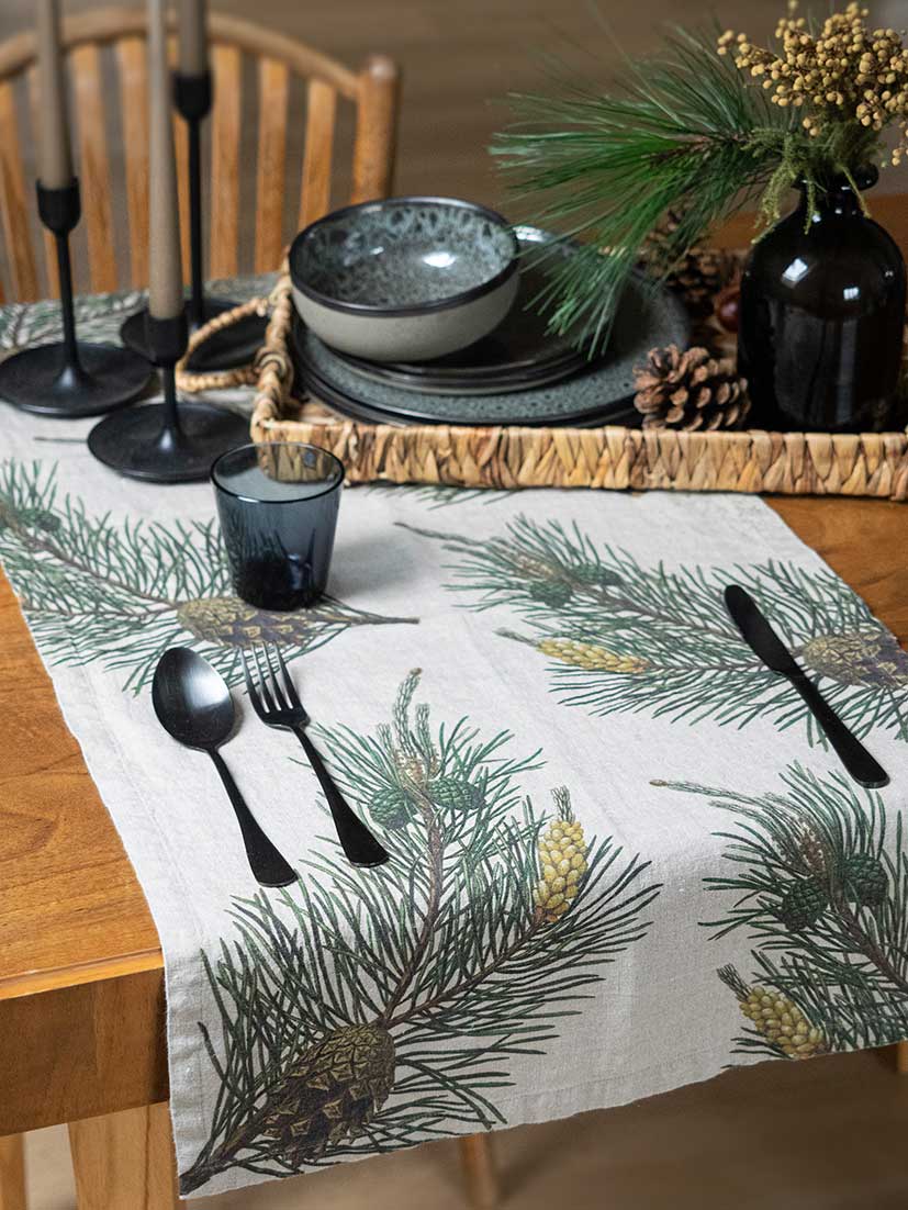 Pine Table Runner, 100 linen 100 Linen LINOROOM 100 LINEN TEXTILES