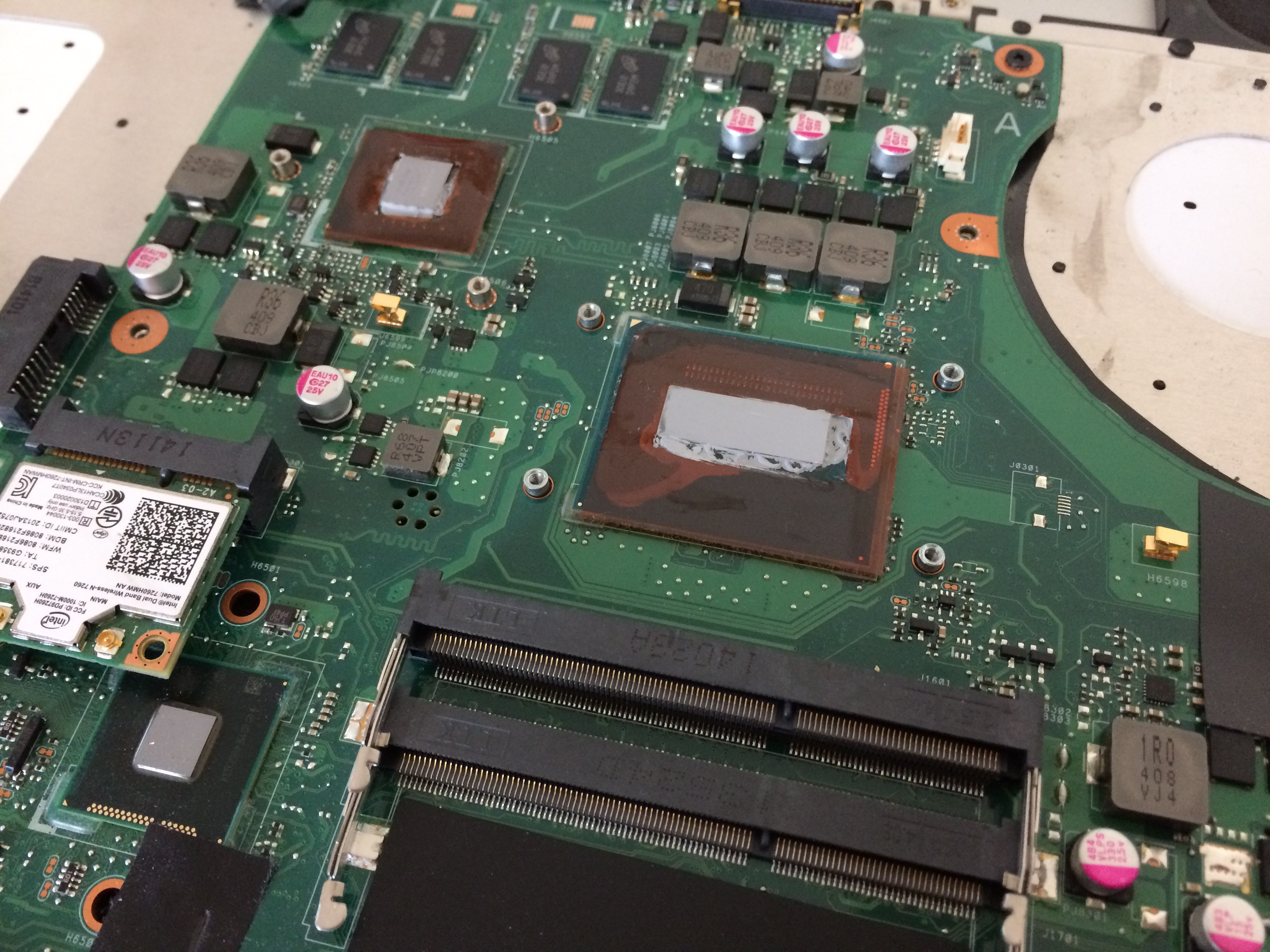 Thermal Paste Laptop CPU/GPU Cooling Linus Tech Tips