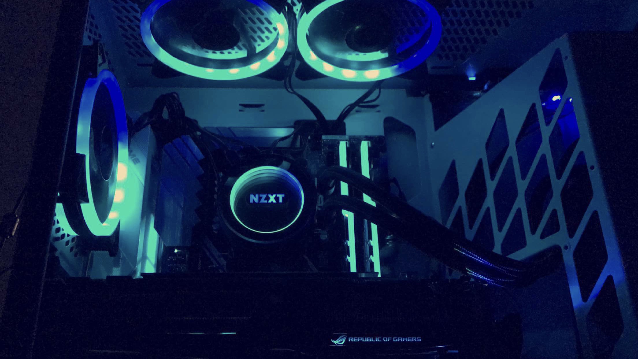 RGB LED STRIP for my PC Cases and Mods Linus Tech Tips RGB LED STRIP for my PC Cases and Mods Linus Tech Tips