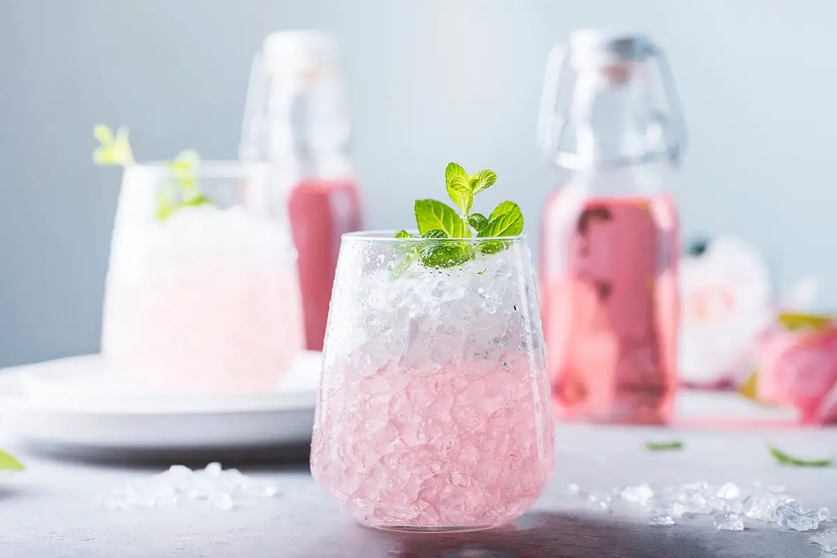 What Is Tequila Rose? (And How To Use It) Liquid Bread Mag