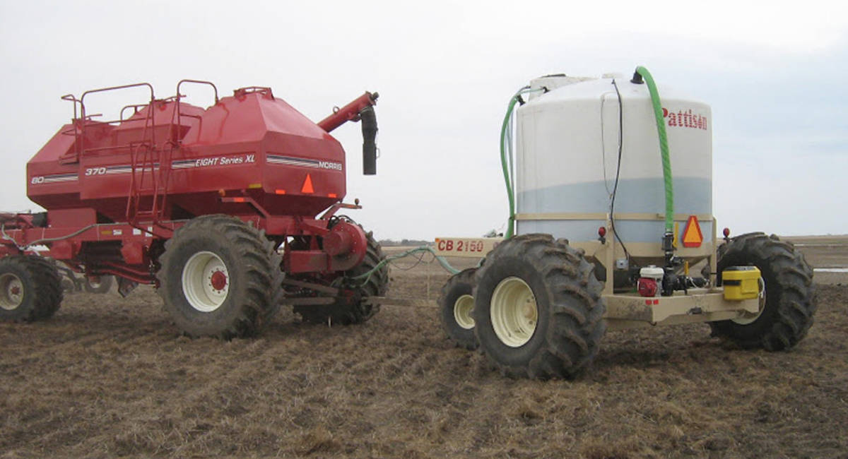 Liquid fertilizer cart Pattison Liquid Systems