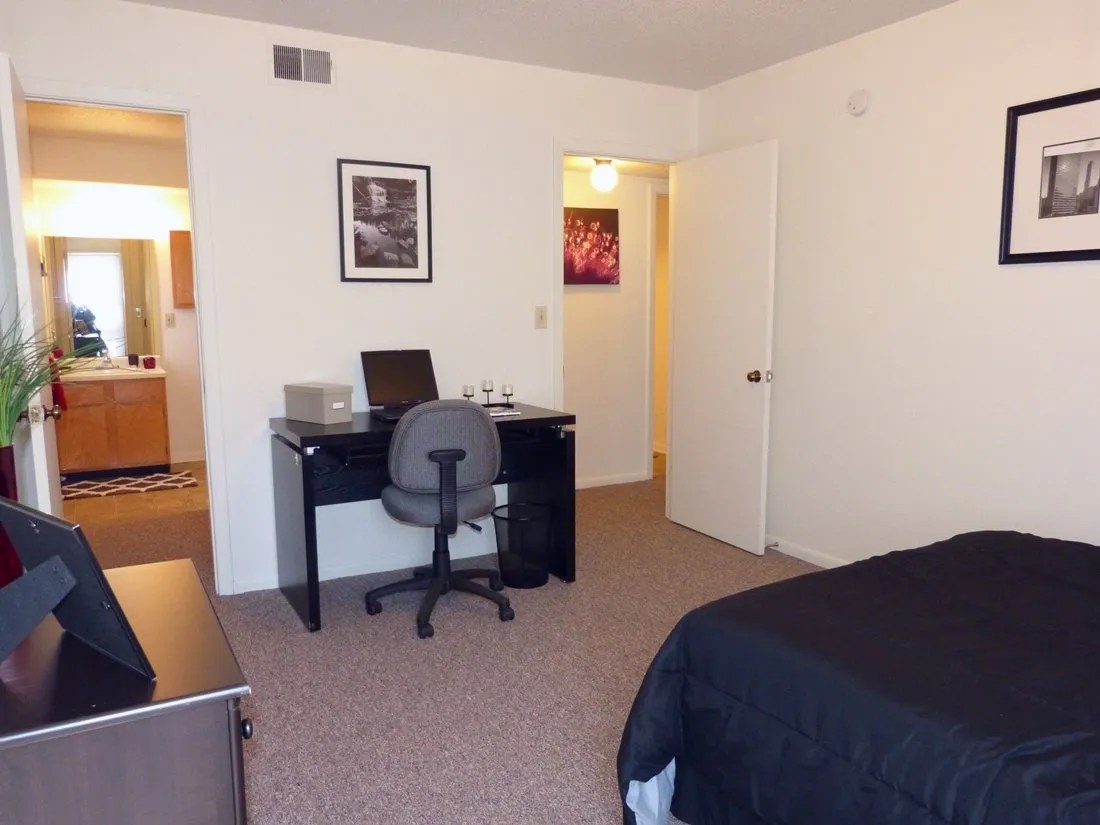 Meadowbrook, Lawrence, Kansas, 2 bedroom