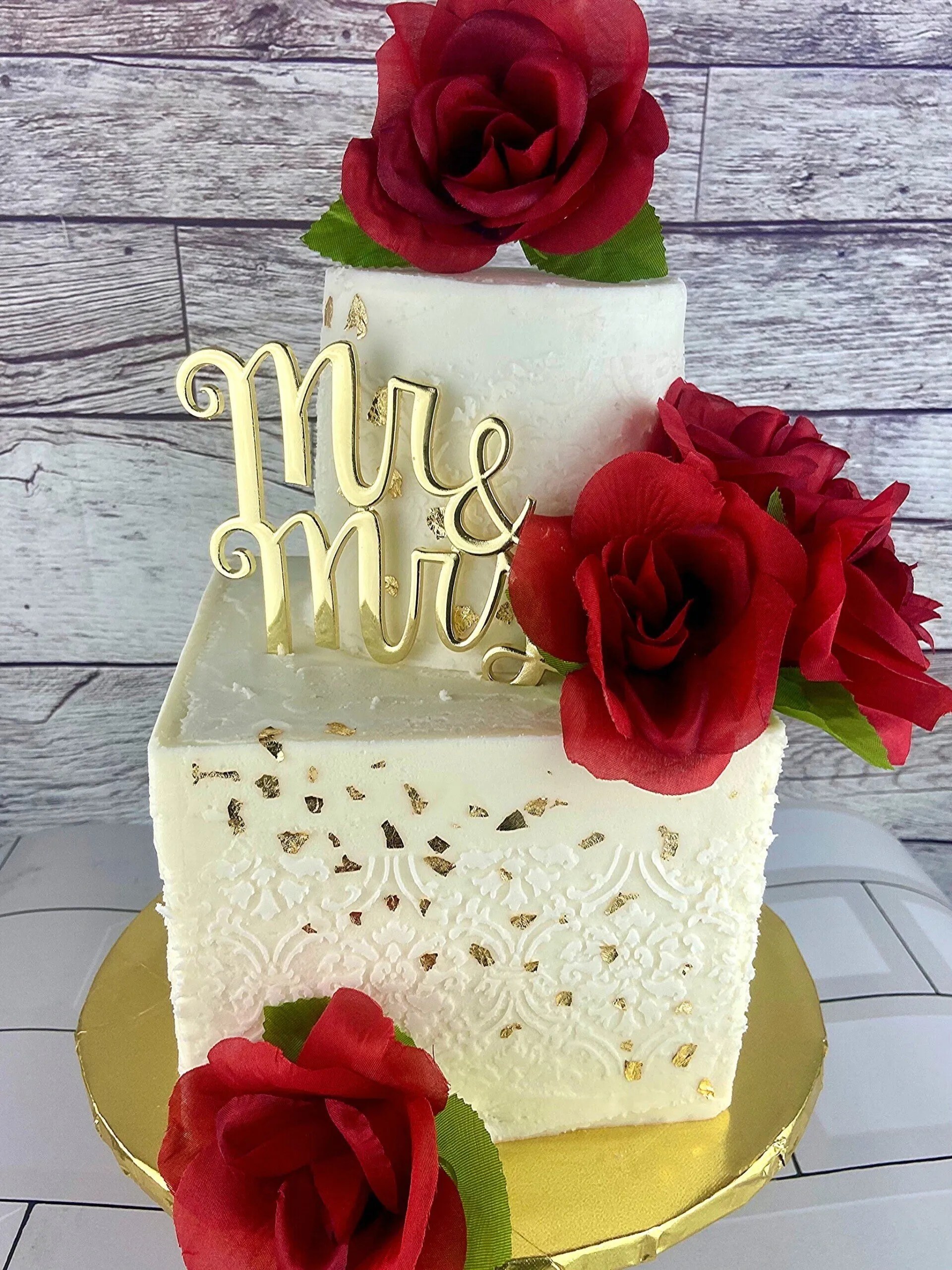 Custom Cakes, Custom Birthday Cakes, Themed Cakes El Paso, TX Lilípad, LLC Vegan Bakery