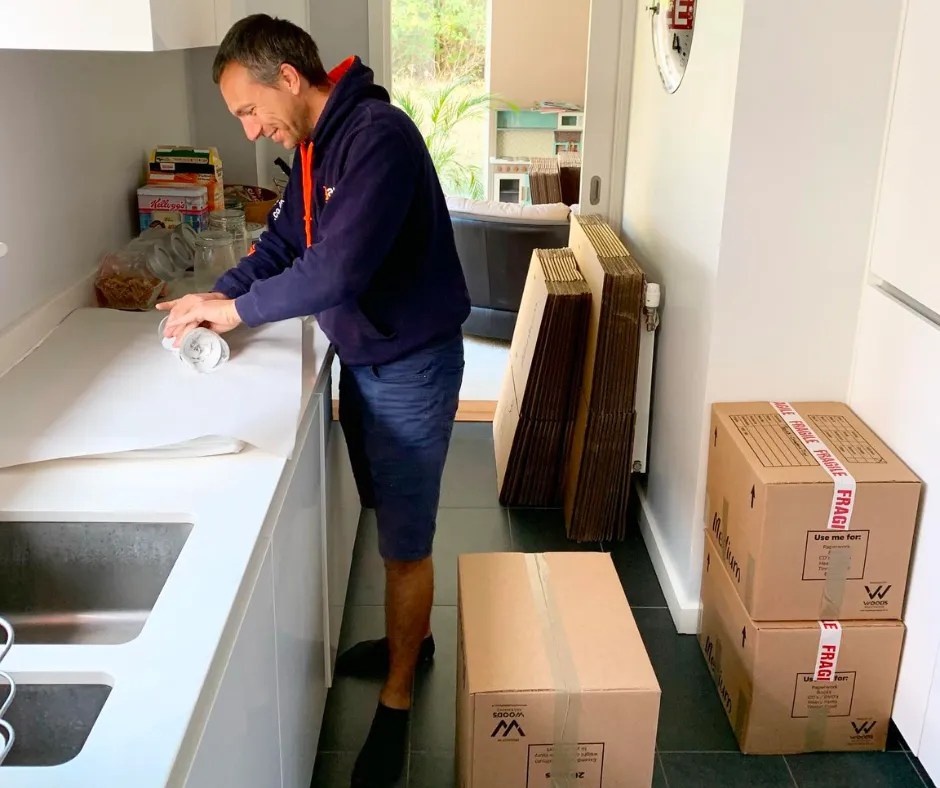 What is the average cost of removals UK? Mira Trans BSE