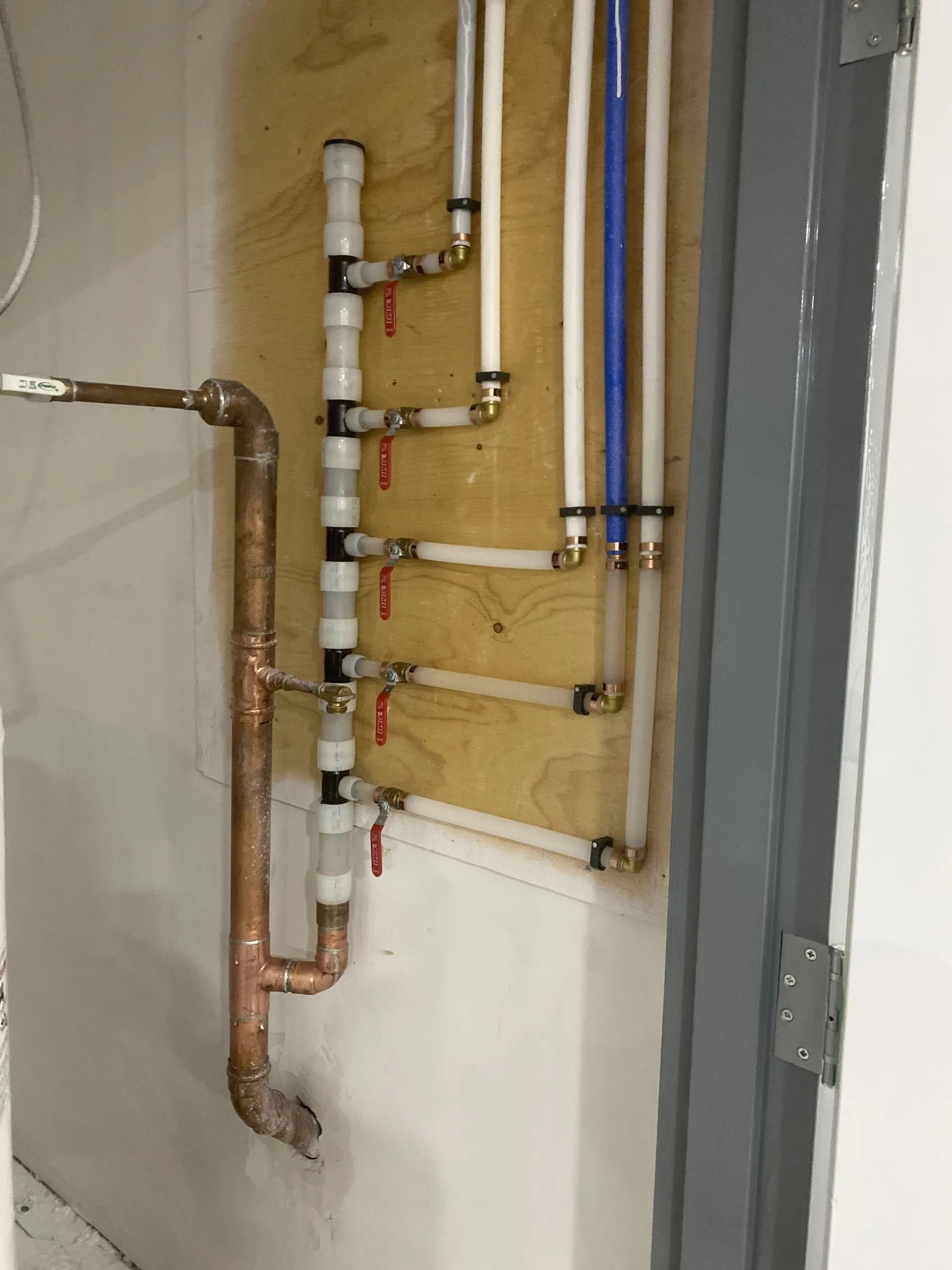 Plumbing West of Montreal Plomberie PGS