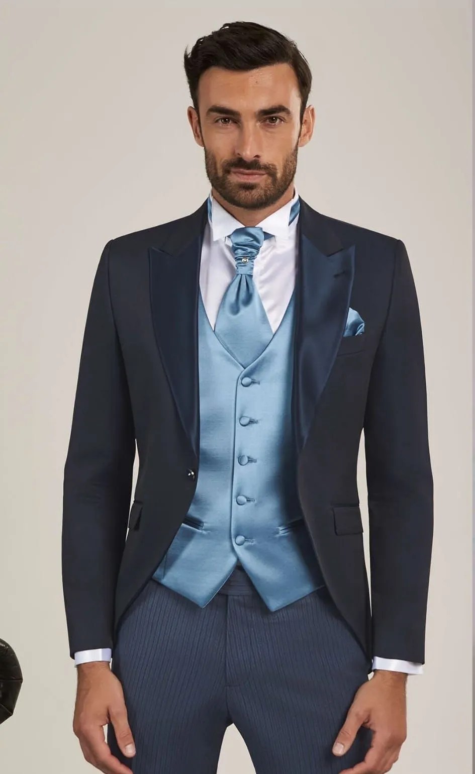 Abiti sartoriali da uomo Napoli, NA Fumo di Londra