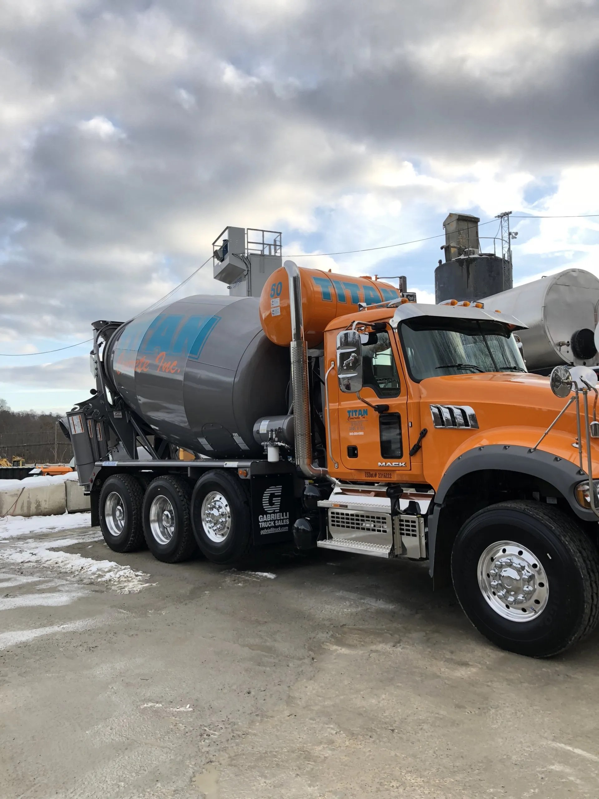 Titan Concrete Adds New Trucks to Growing Fleet