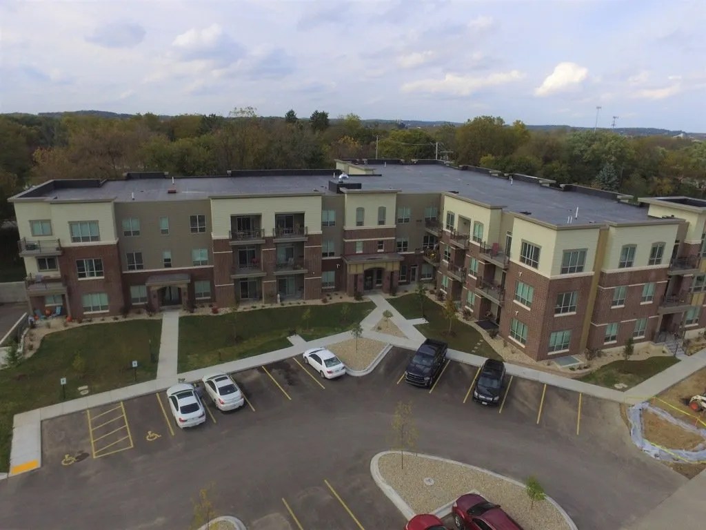 Jefferson Crossing Lakestone Properties