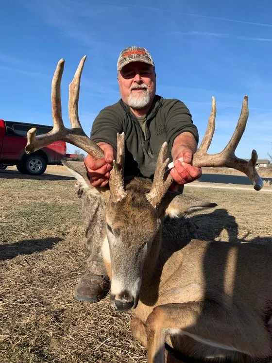 Iowa Whitetail Deer Hunting Guide, Iowa Deer hunting , Deer hunt Iowa