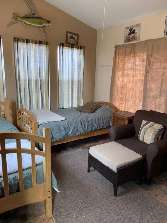 Devils Lake Lodging out of Minnewaukan, ND