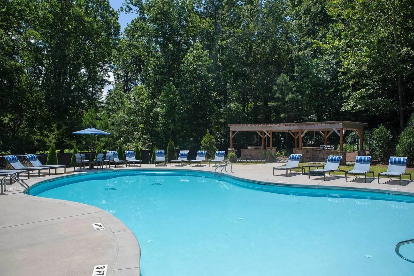 Sugar Hill Overlook Apartments in Sugar Hill, GA