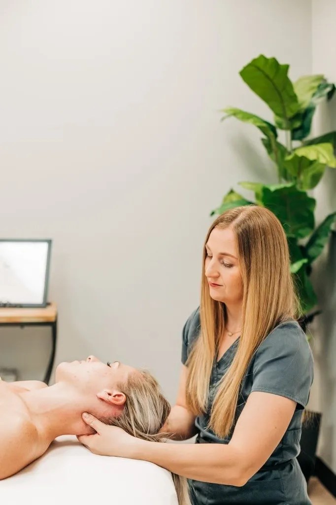 Therapeutic Massage in Gilbert, AZ Medmotion Massage