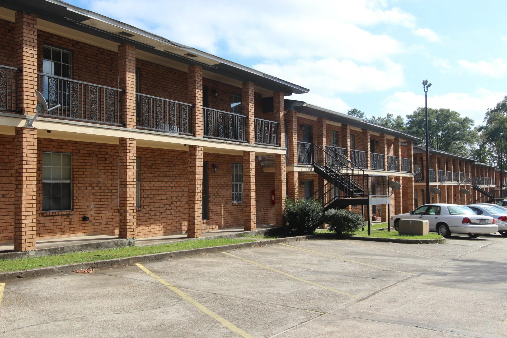 Longwood Crossing Apartments Apartments for Rent in Hattiesburg, MS