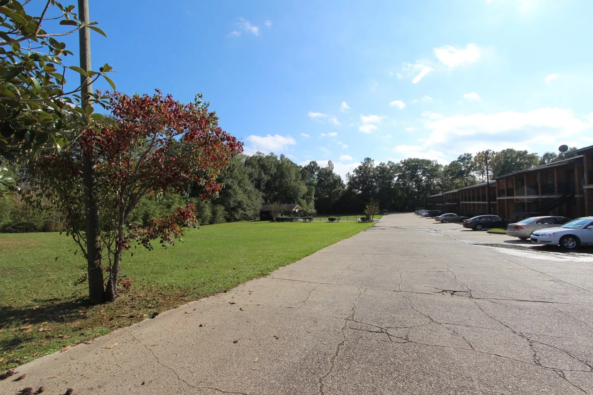 Apartments for rent near USM in Hattiesburg MS Longwood Crossing