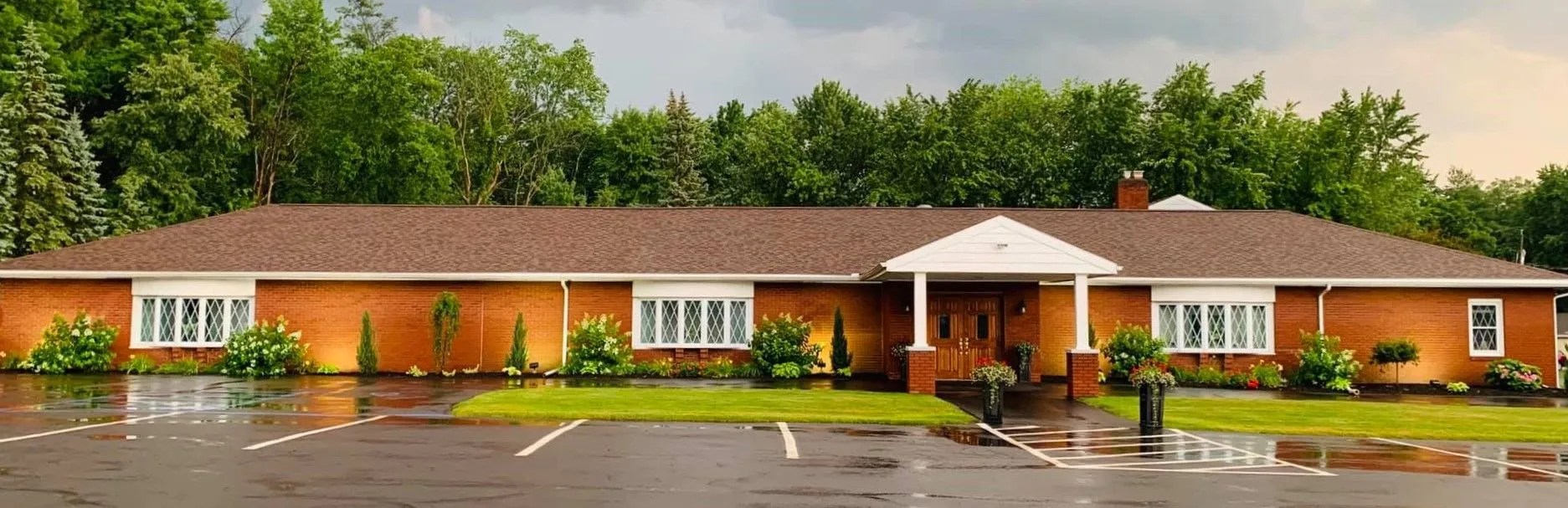 W.J. Lyons Jr. Funeral Home Rensselaer, NY