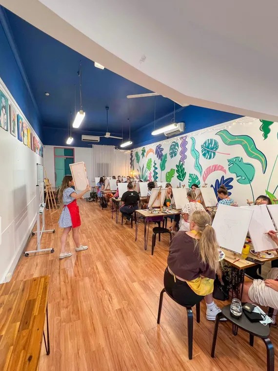 Wasted Paint Paint & Sip Studio, Townsville.