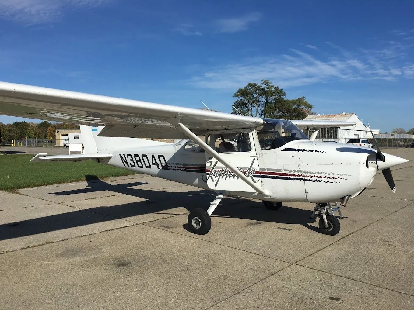 Grosse Ile Municipal Airport Aeronautical Facilities