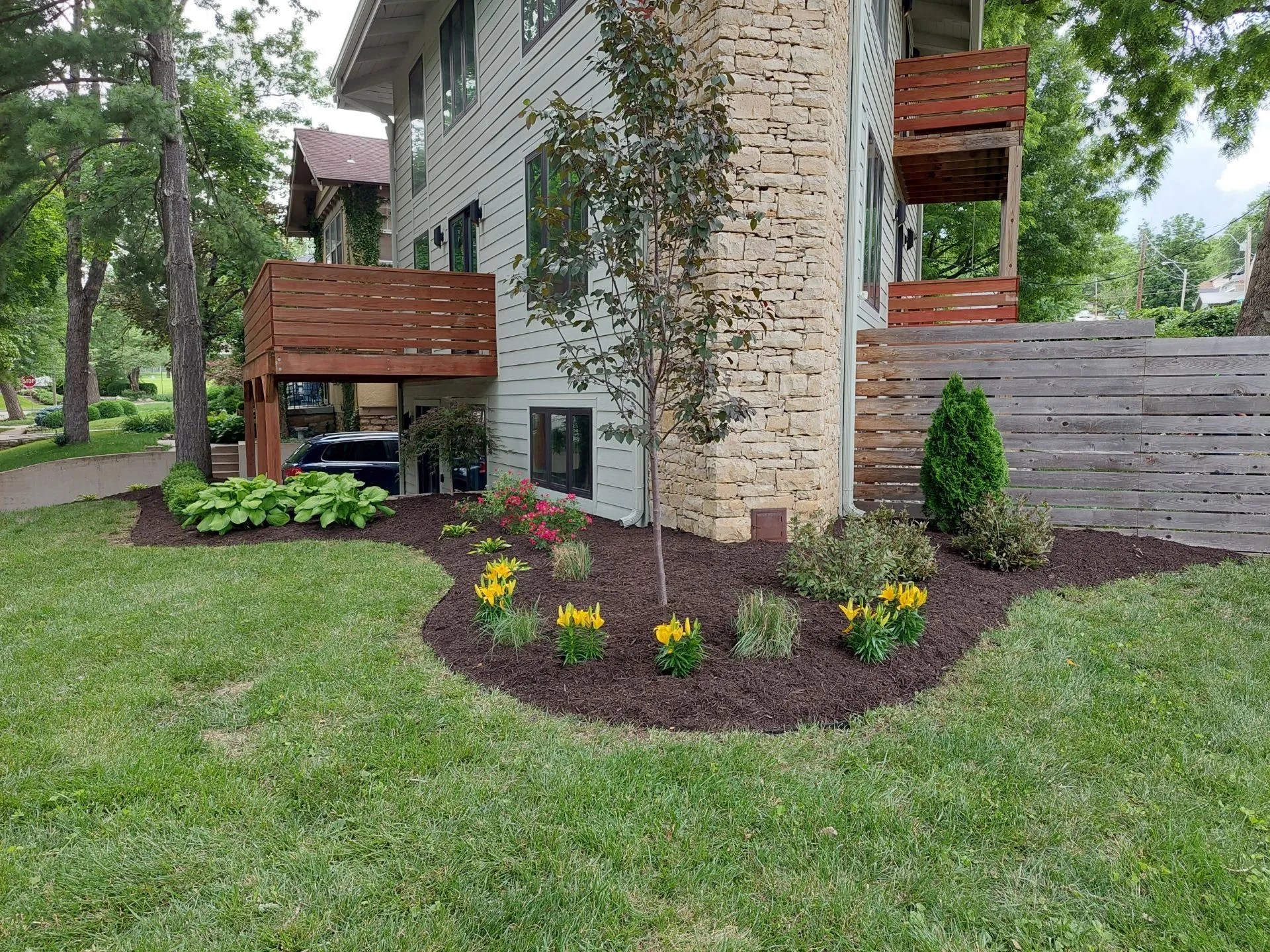 Should I Mulch my Lawn Before Winter?