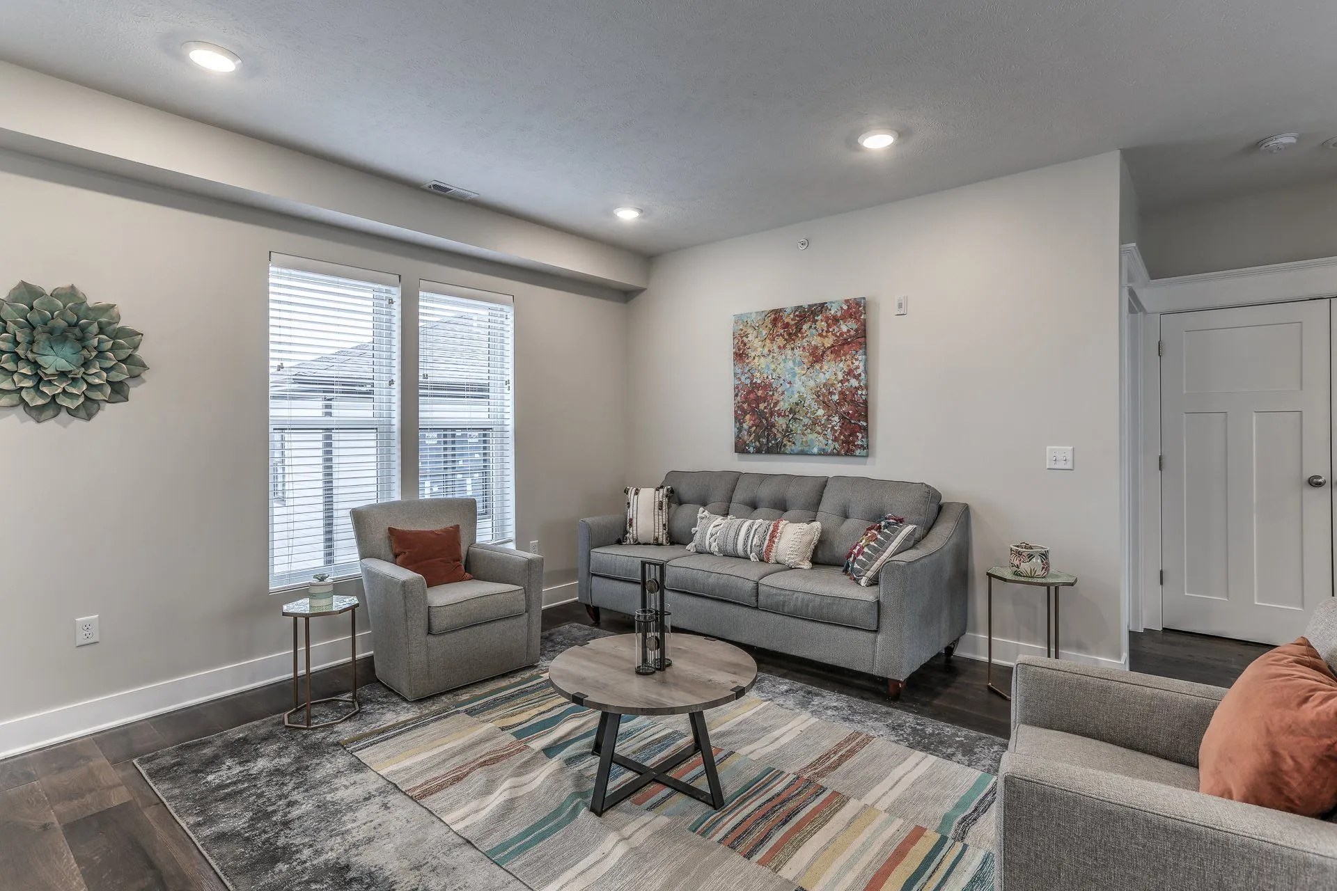 Coventry Pointe Elkhorn NE Luxury Apartment Homes