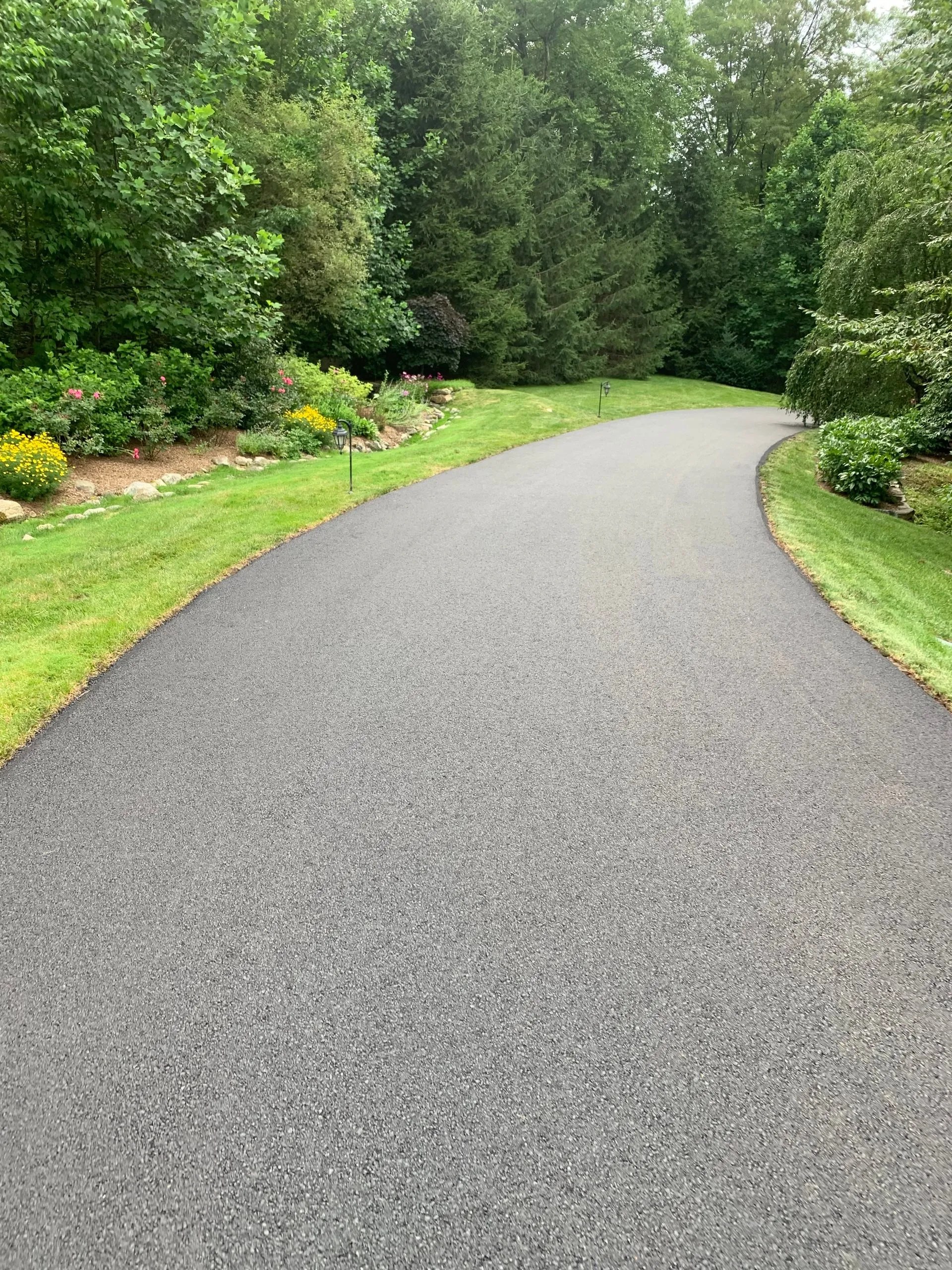Custom Asphalt Paving Warwick, NY J Young Enterprises, Inc.