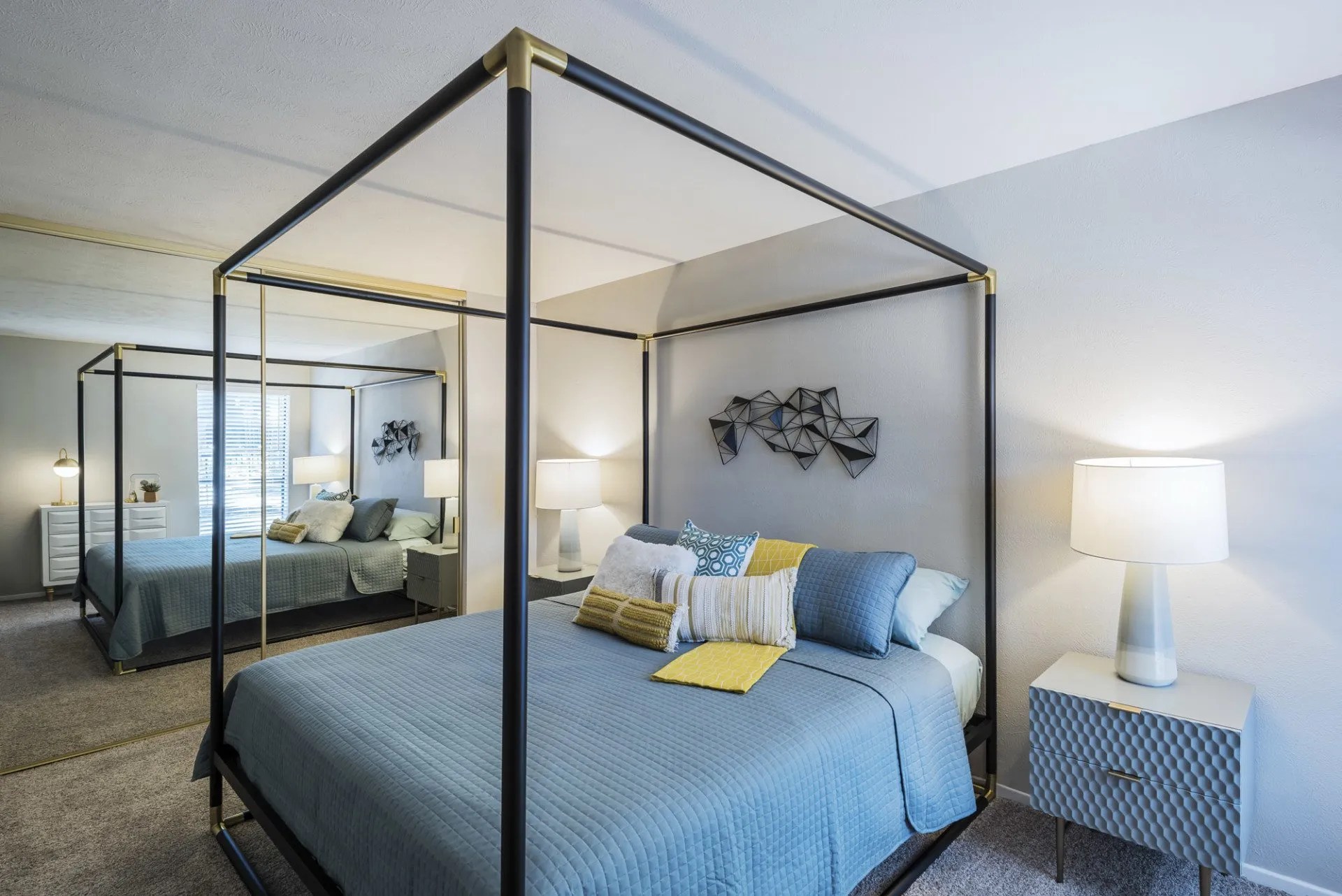 Gallery Aroya Apartments, Dallas TX