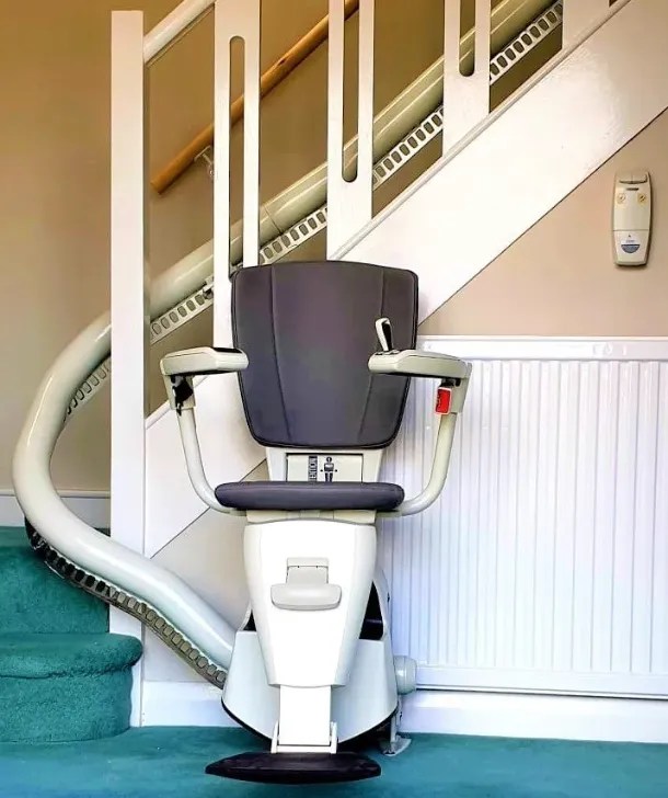 Stairlifts York Home Lift & Hoist Specialist York Dolphin Mobility