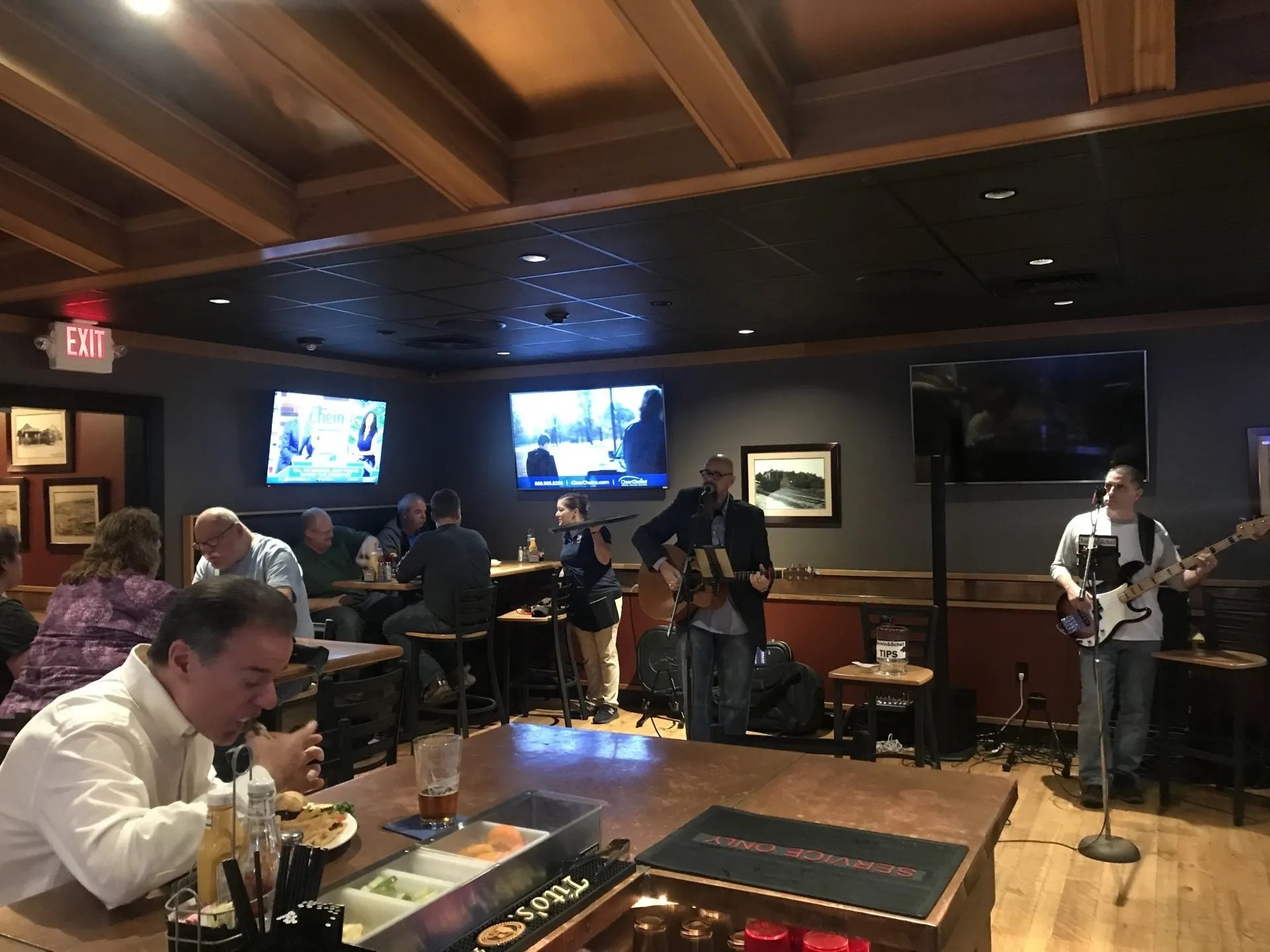 The Crossroads Dinor is a staple here in Edinboro, PA! Live music, private parties, and a great