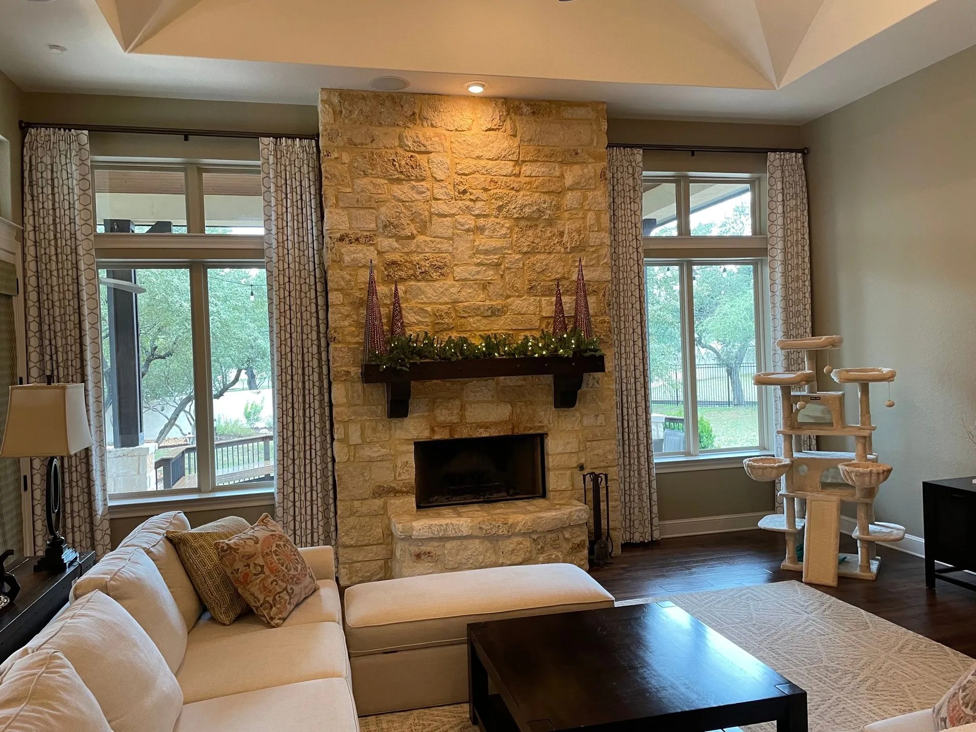 Upholstery Gallery San Antonio, TX Arrow Upholstery