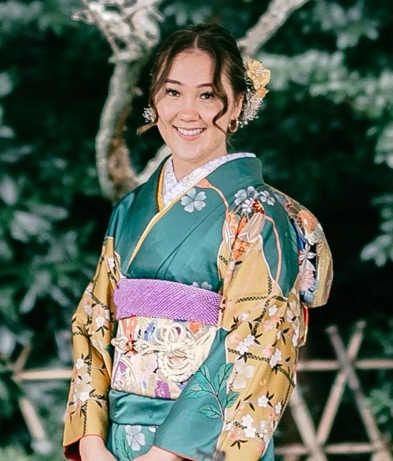 Permanent Makeup Artist on Oahu