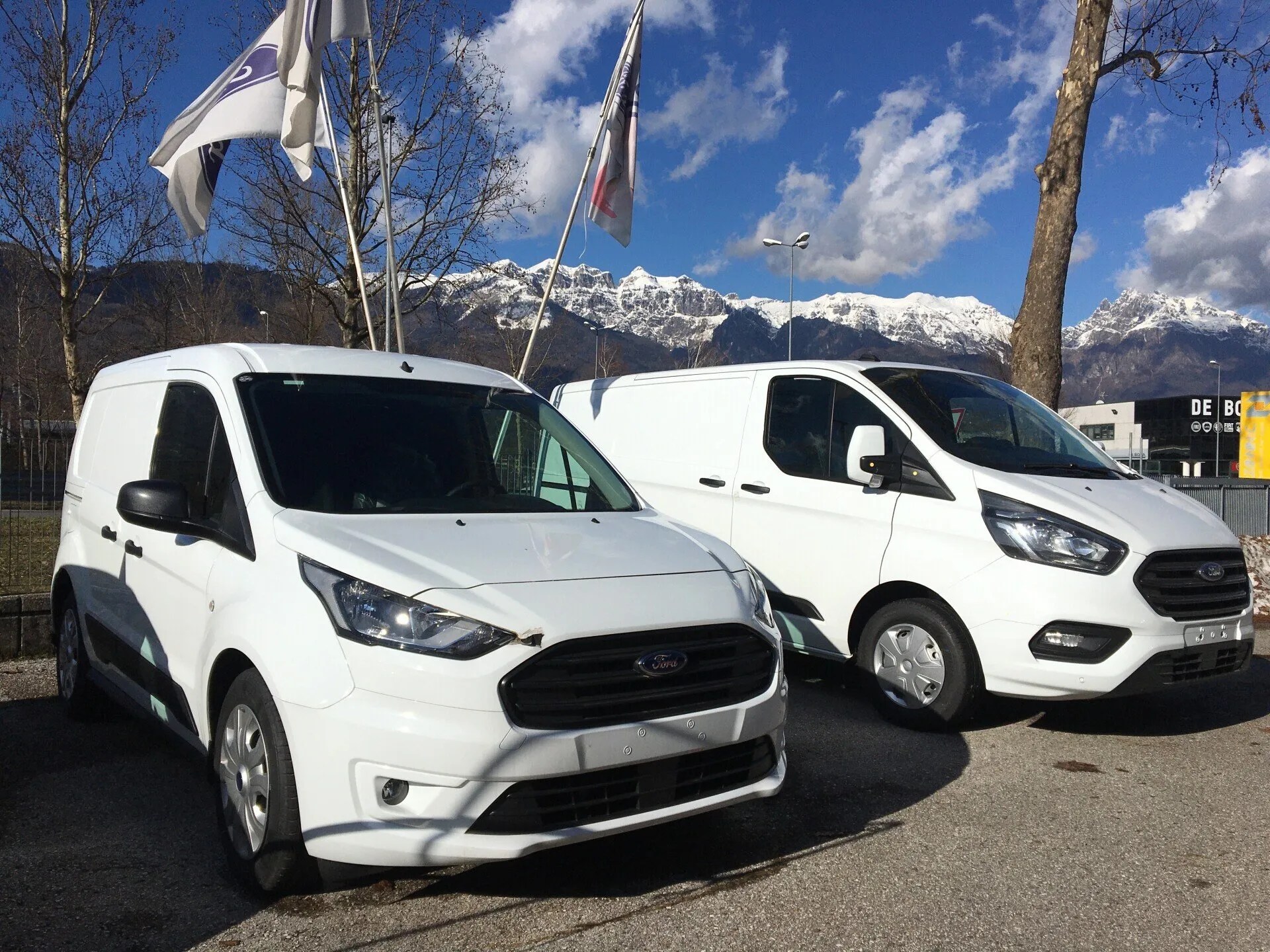 Automobili nuove e veicoli commerciali Ford Mazda Feltre Alpicars