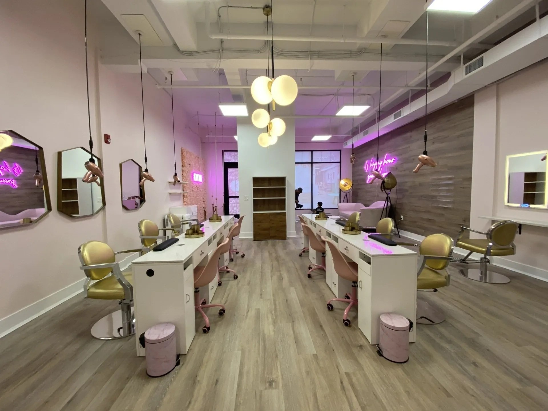 Polished Pub Hair & Nails Bar Services