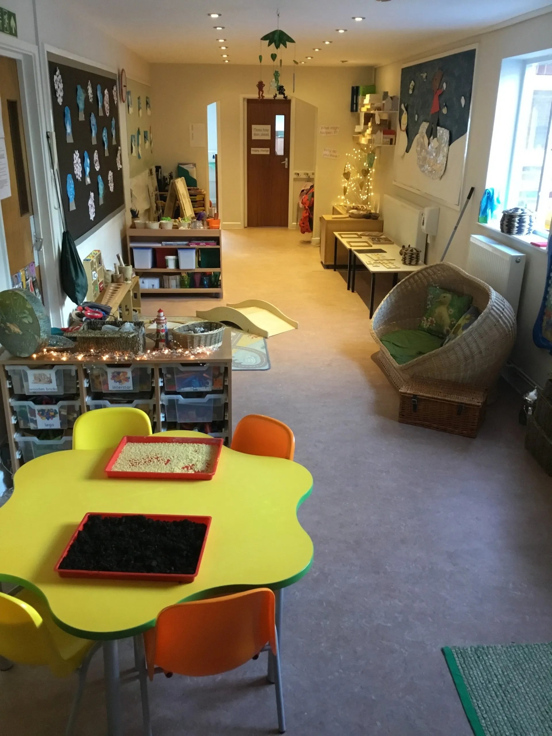 Infant care by experts at Pangbourne day Nursery