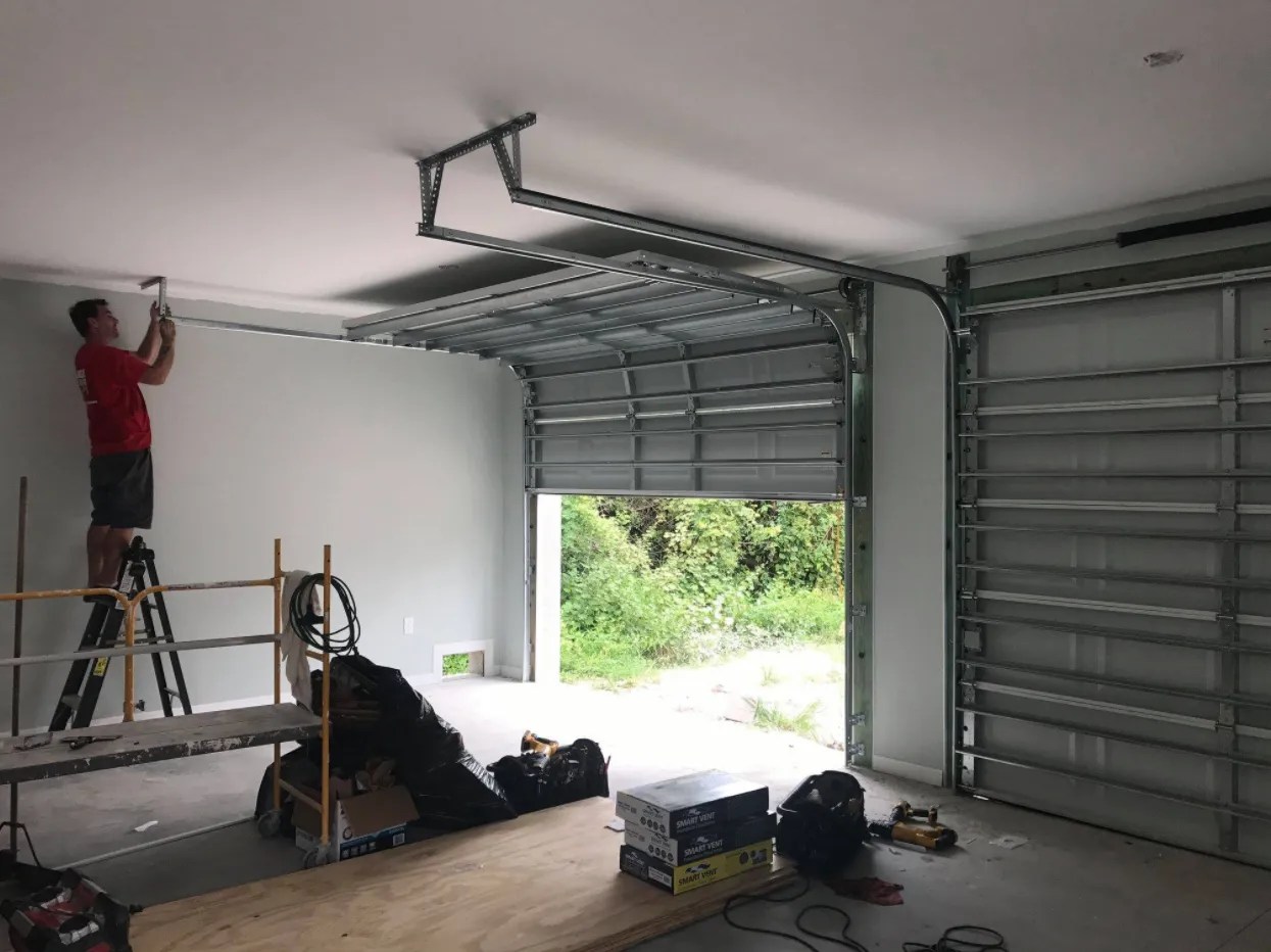 Garage Door Company l Bradenton, FL l Access Garage Door Service and Repair